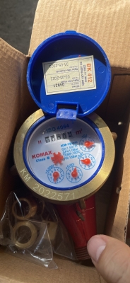 Đồng Hồ Nước Nóng Komax DN20