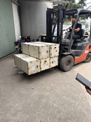 Bơm thả chìm trục đứng 50QY10-165/6-11/380V
